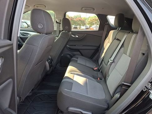 Used 2024 Chevrolet Blazer LT w/ Convenience Package FWD image 10