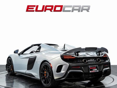 Used 2016 McLaren 675LT Spider image 4