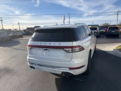 Used 2023 Lincoln Aviator Black Label w/ Class IV Trailer Tow Package image 16