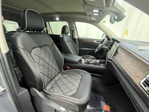 New 2026 Volkswagen Atlas SEL Premium R-Line image 12