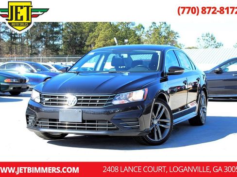 Used 2017 Volkswagen Passat 1.8T R-Line image 1