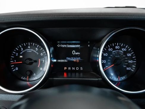 Used 2019 Ford Mustang Coupe w/ Black Accent Package RWD image 27