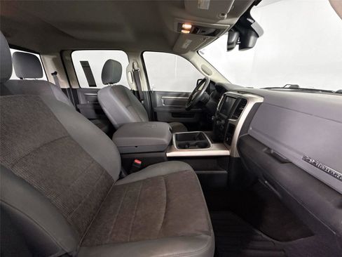 Used 2017 RAM 1500 Big Horn image 38