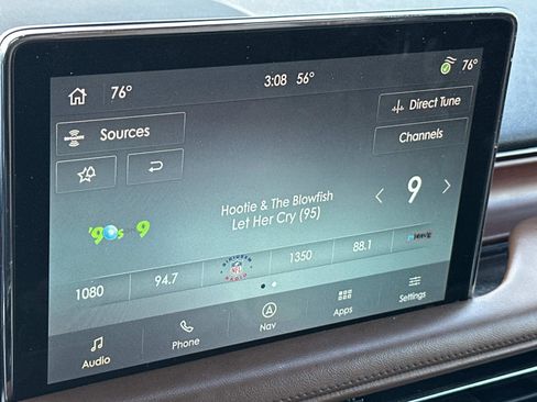 Used 2022 Lincoln Aviator Reserve w/ Equipment Group 201A image 11