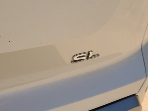 Certified 2023 Nissan Pathfinder SL FWD image 7