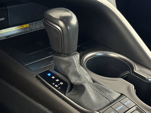 Certified 2021 Toyota Camry XSE FWD image 18