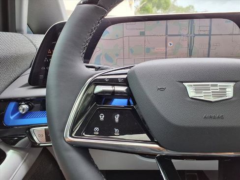 New 2026 Cadillac Optiq Luxury 1 RWD image 19