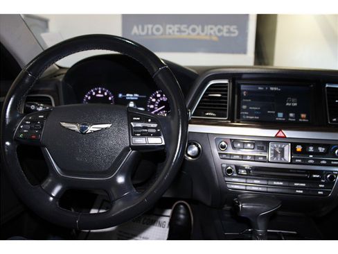 Used 2018 Genesis G80 3.8 image 44