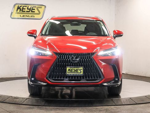 Used 2025 Lexus NX 350 AWD w/ Premium Package image 10