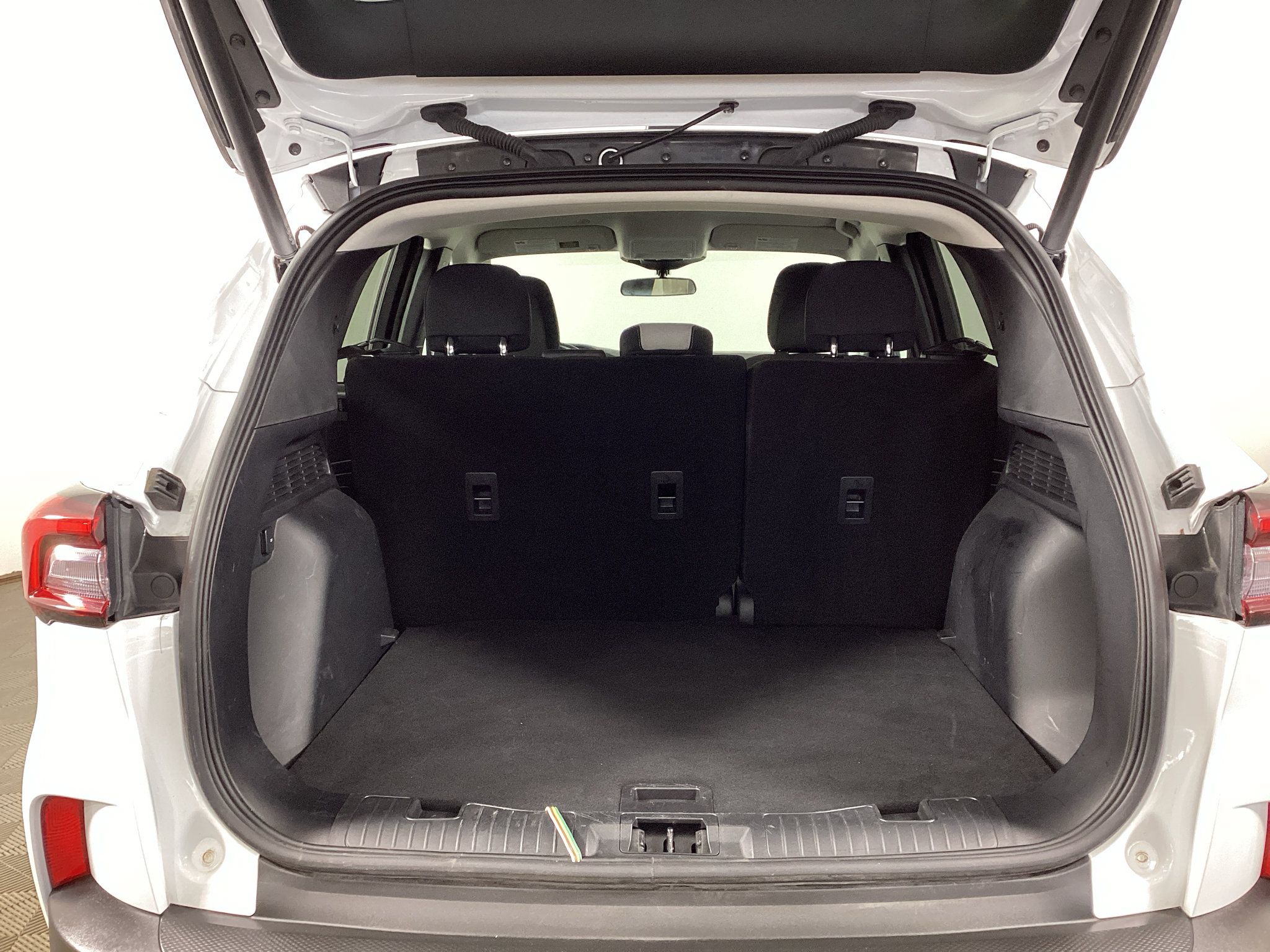 Used 2024 Ford Escape Active AWD/4WD image 30