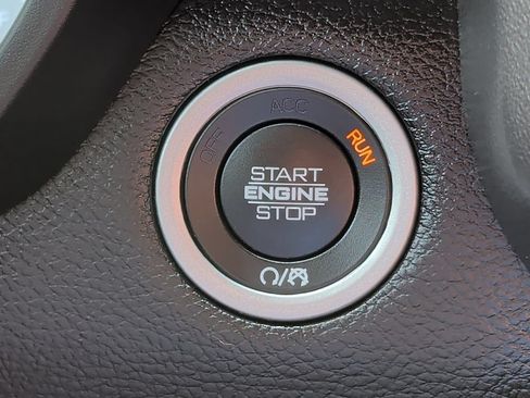 Used 2019 RAM 1500 Big Horn AWD/4WD image 26