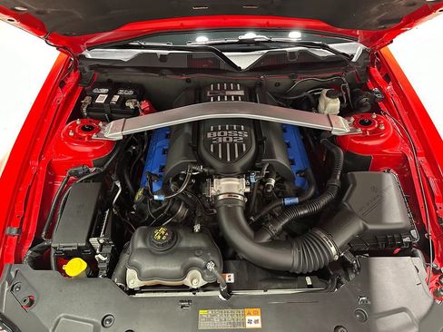 Used 2012 Ford Mustang Boss 302 w/ Boss 302 Accessory Pkg RWD image 7