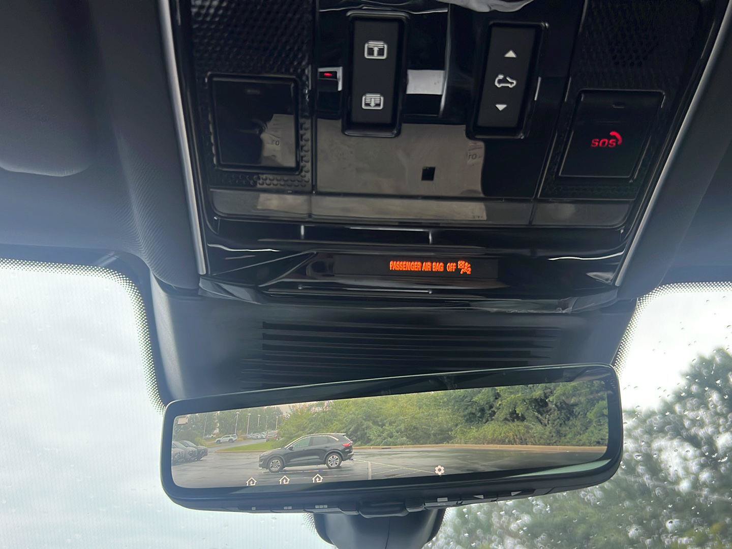 Certified 2026 Land Rover Range Rover SE AWD/4WD image 19