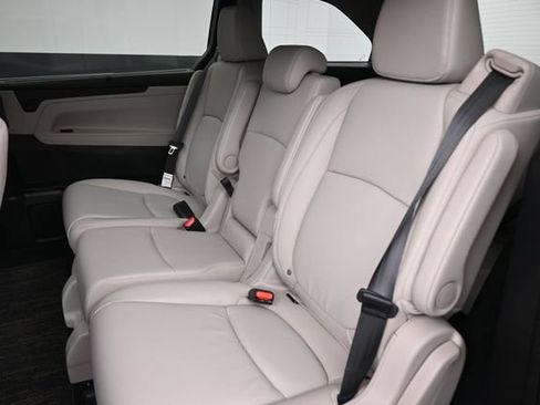 New 2026 Honda Odyssey EX-L image 10