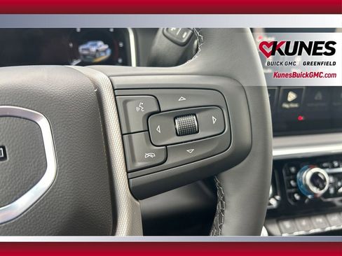 New 2026 GMC Sierra 3500 Denali w/ Denali Reserve Package image 24