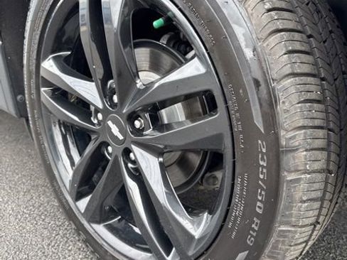 Used 2020 Chevrolet Equinox LT w/ Sport Edition AWD/4WD image 5