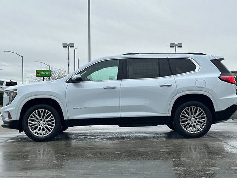 New 2026 GMC Acadia Denali w/ Super Cruise Package image 3