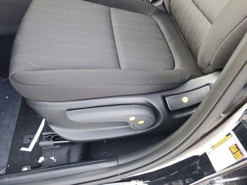 New 2026 Hyundai Venue SE FWD image 16