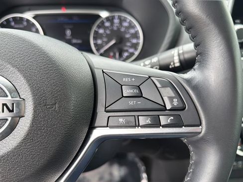 Used 2023 Nissan Sentra SV FWD image 23