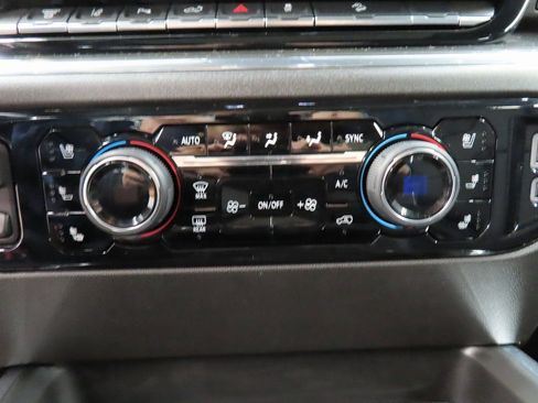 Used 2025 Chevrolet Silverado 2500 High Country w/ High Country Premium Package image 55