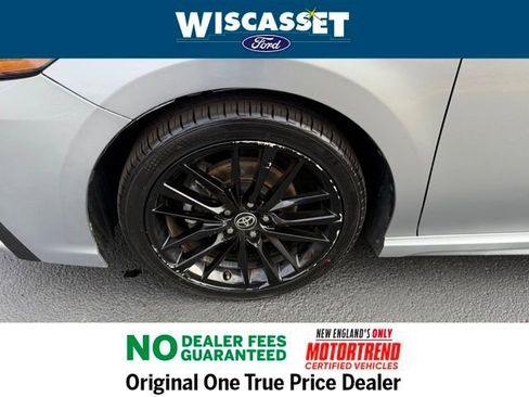 Used 2023 Toyota Camry XSE image 28