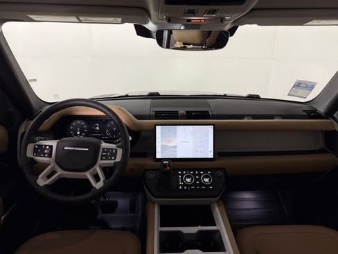 New 2025 Land Rover Defender 110 S image 28