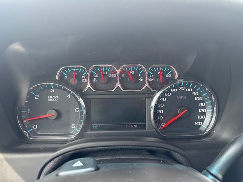 Used 2020 Chevrolet Suburban Premier image 23