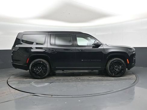 New 2026 Jeep Grand Wagoneer Limited AWD/4WD image 2