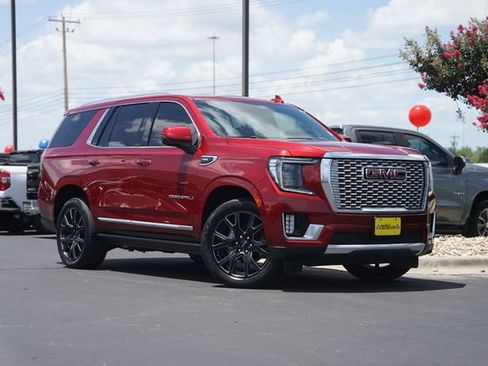 Used 2023 GMC Yukon Denali AWD/4WD image 2