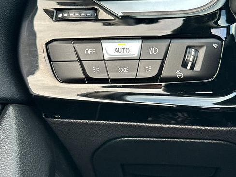 Used 2019 BMW Z4 sDrive30i w/ M Sport Package RWD image 26