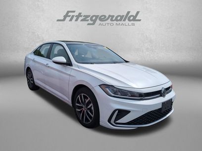 Used 2025 Volkswagen Jetta SE