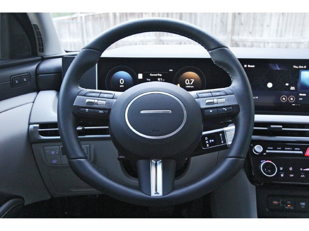 New 2026 Hyundai Tucson Limited FWD image 13