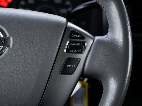 Used 2021 Nissan NV 3500 SL image 24