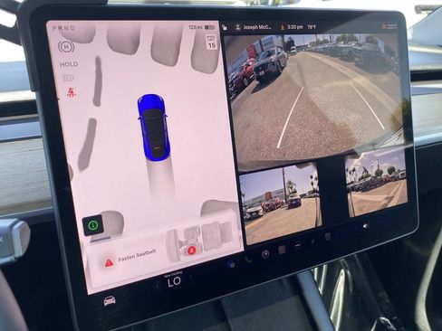 Used 2023 Tesla Model Y Long Range AWD/4WD image 27