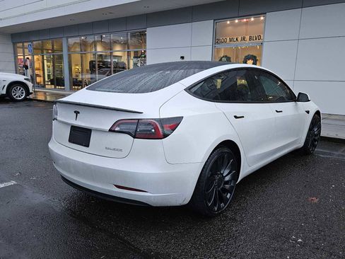 Used 2023 Tesla Model 3 Performance image 3
