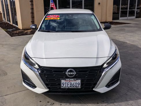 Used 2025 Nissan Altima 2.5 S image 9