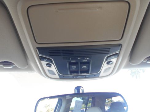 Used 2019 Honda Ridgeline RTL image 16