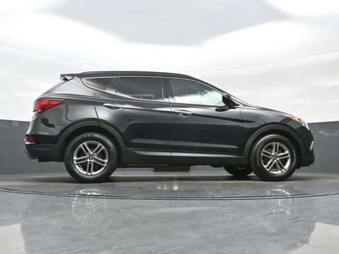 Used 2017 Hyundai Santa Fe Sport FWD image 25