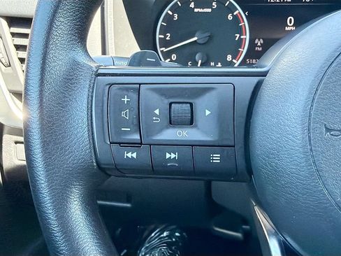Used 2023 Nissan Rogue S AWD/4WD image 12