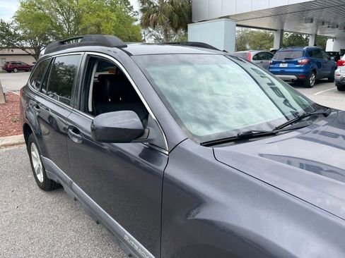 Used 2013 Subaru Outback 2.5i Limited AWD/4WD image 15