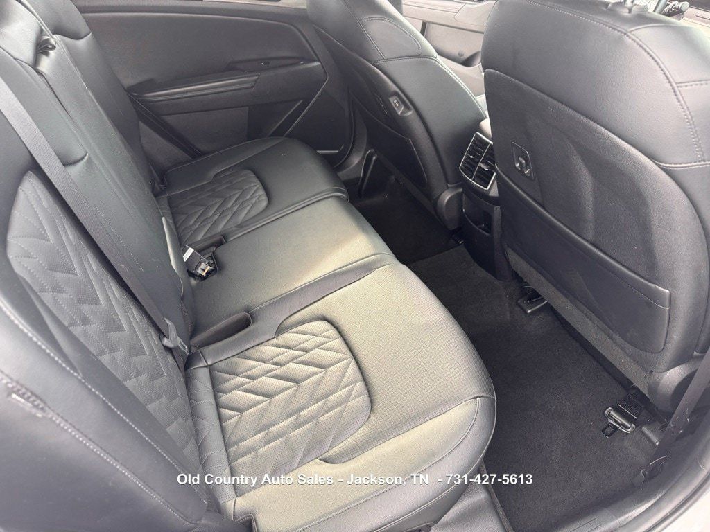 Used 2024 Kia Sportage X-Pro Prestige AWD/4WD image 12
