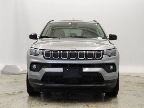 Certified 2022 Jeep Compass Latitude image 8