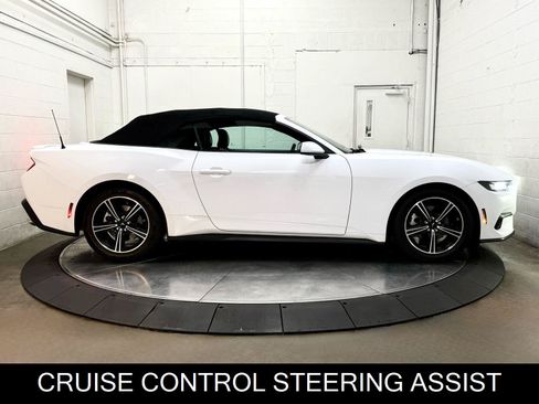Used 2024 Ford Mustang Premium RWD image 17