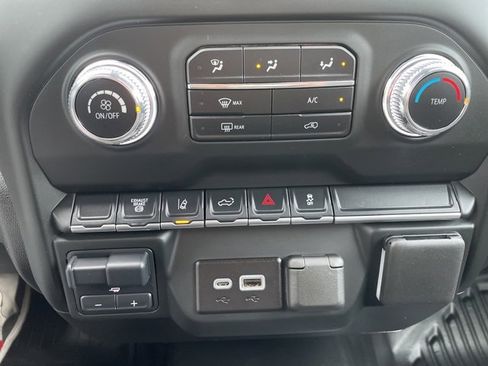 Used 2024 GMC Sierra 2500 Pro w/ Convenience Package image 20