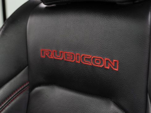 Certified 2022 Jeep Gladiator Rubicon w/ LED Lighting Group AWD/4WD image 19