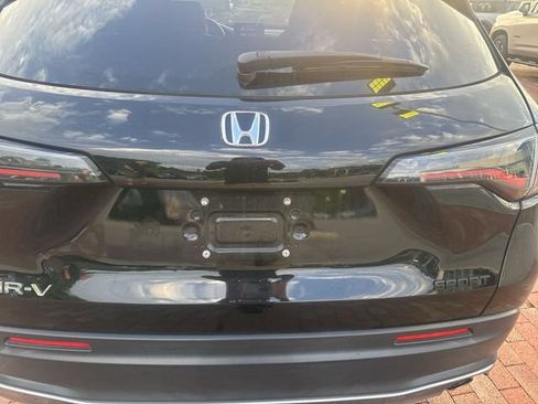 Used 2024 Honda HR-V Sport image 9