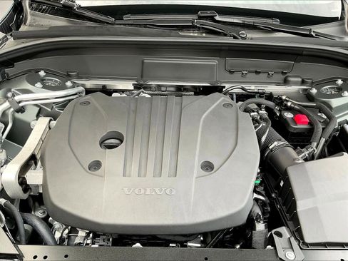 New 2026 Volvo XC60 B5 Plus w/ Climate Package image 13
