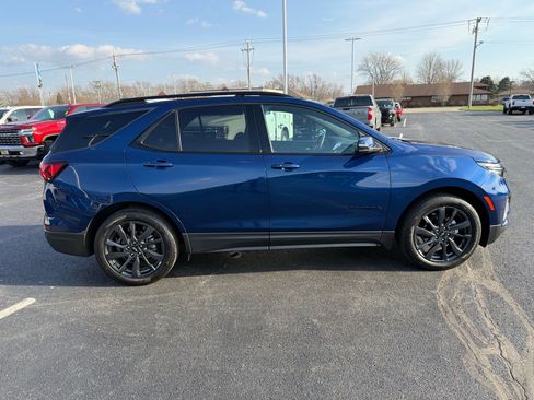 Used 2022 Chevrolet Equinox RS w/ RS Leather Package image 6