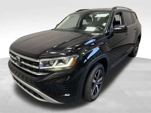 Used 2022 Volkswagen Atlas SE AWD/4WD image 1