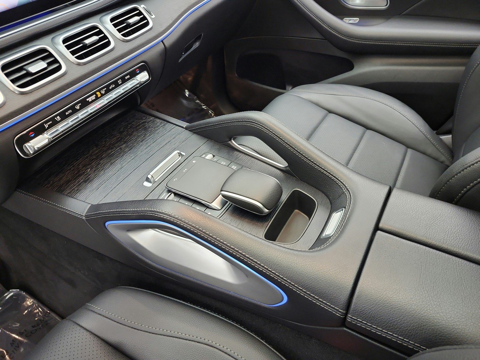 Certified 2024 Mercedes-Benz GLE 450 4MATIC image 11